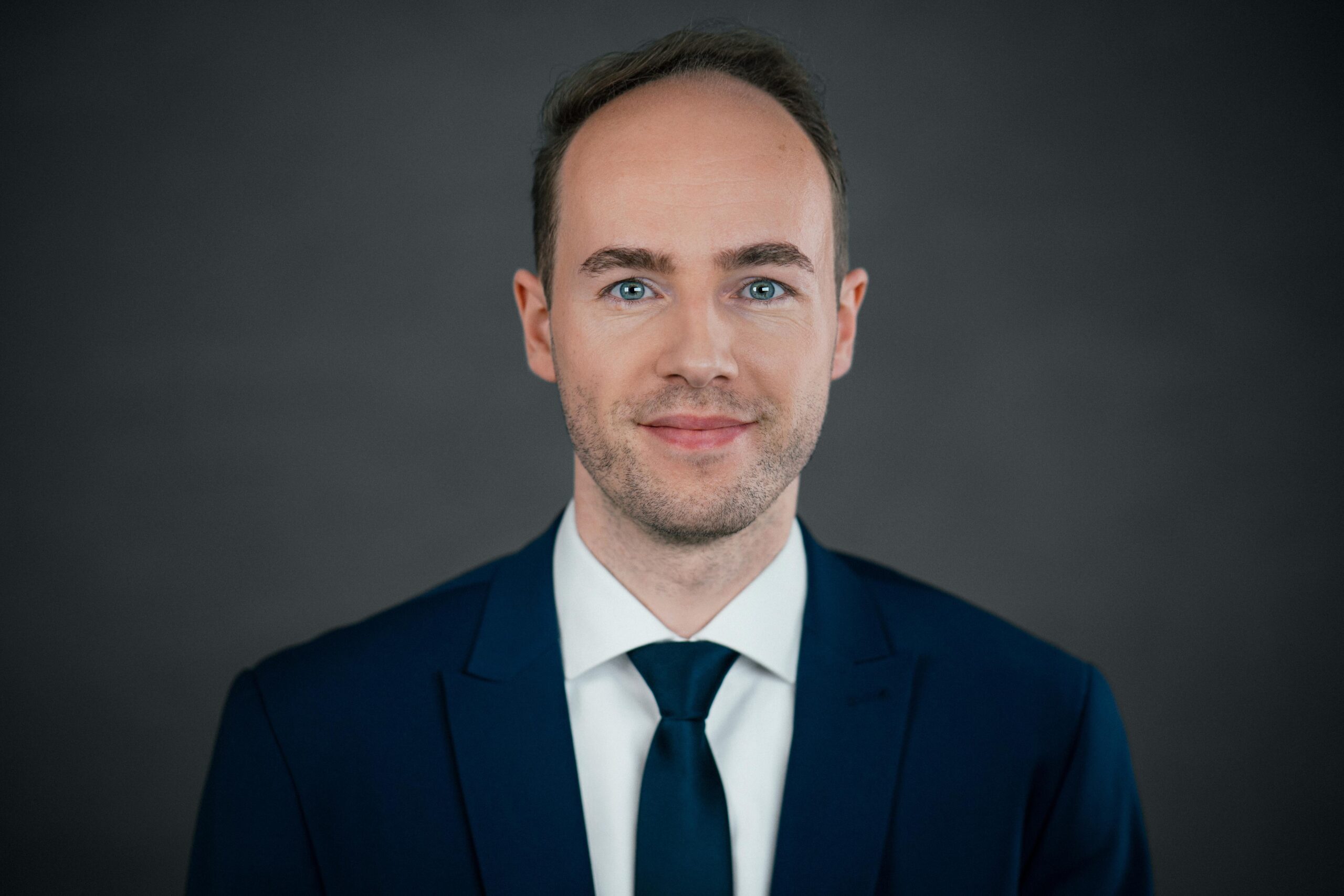 Sozialversicherungsrecht – Drum prüfe, wer im Ausland tätig werden lasse Sozialversicherungsrecht – Drum prüfe, wer im Ausland tätig werden lasse